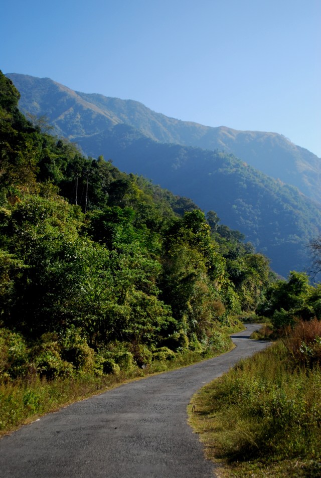 Special Frontier Force - Lohit River: Hayuliang-Walong Road.