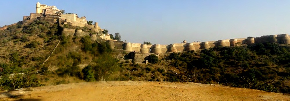 BHARAT DARSHAN - KUMBHALGARH FORT.
